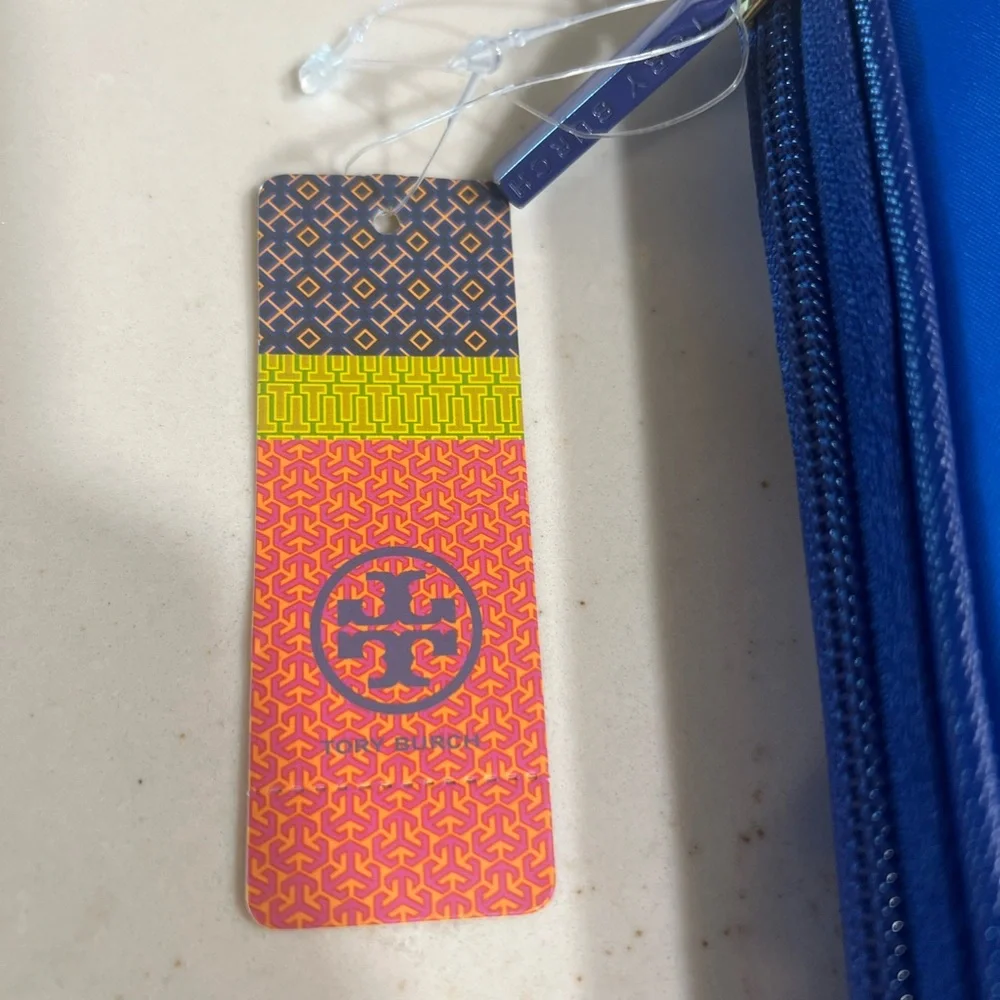 Tory Burch Tablet Sleeve - NWT 💙